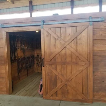horse barn room