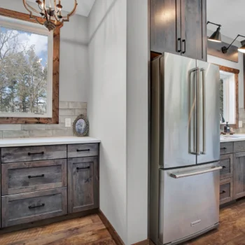 Drop-Tine Ranch kitchen area