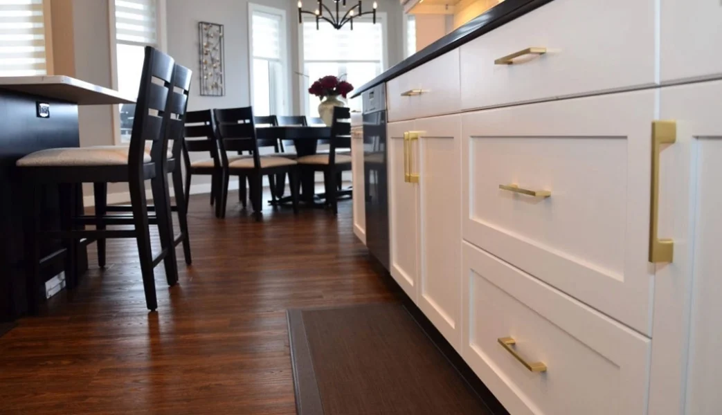 custom cabinets and handles designs